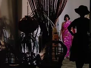 मालकिन एक आदमी के सा ...