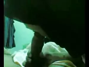युवा जोड़े सेक्सी मू ...