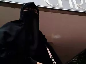 तेजस्वी, एचडी सेक्सी ...