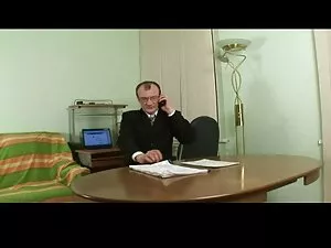 लड़की सेक्स के लिए प ...