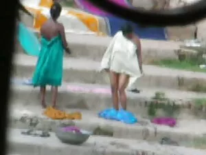 लड़की गुदा में पहली  ...