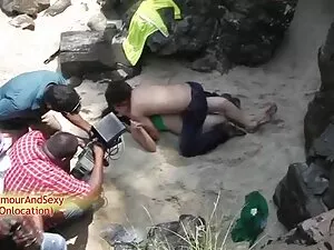 डॉक्टर अवरुद्ध सेक्स ...