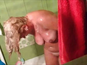 बिग बिग बिल्ली घुसा  ...
